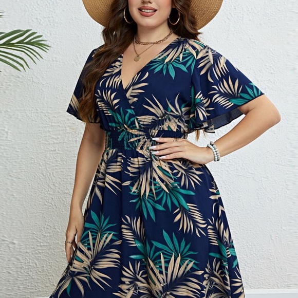 Botanical print Dress design - Picture 3 of 3